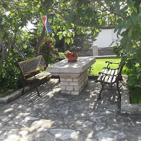In With Swimming Pool Holiday home *
